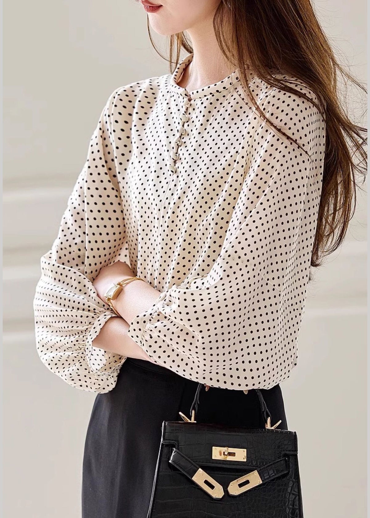 Polished Top with an Effortless Classic Look