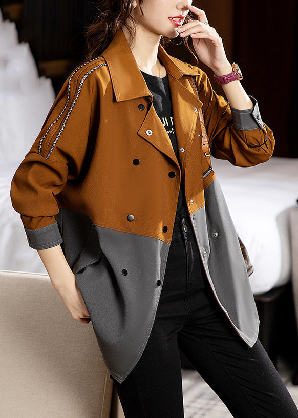 Well Tailored Coat with a Graceful Silhouette