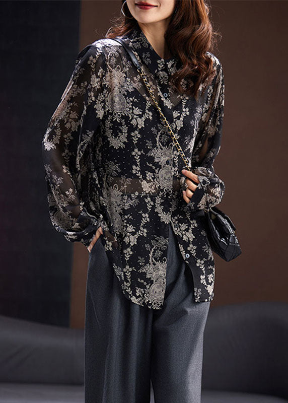 A Vintage Style Top with Delicate Timeless Details