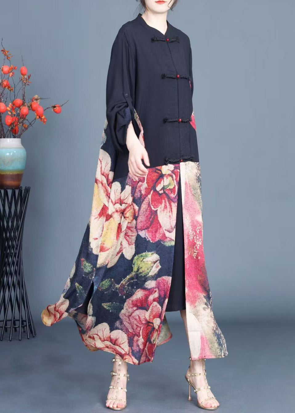 Well Tailored Coat with a Graceful Silhouette