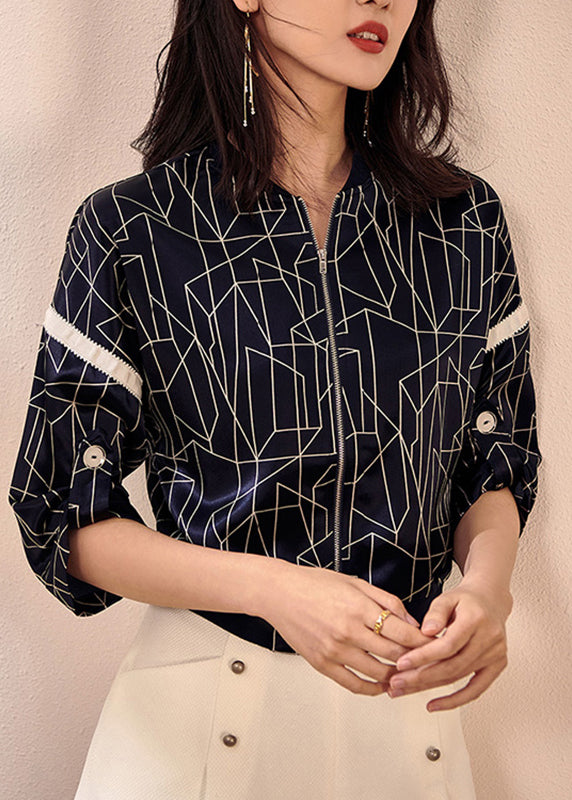Elegantly Styled Coat for Everyday Wear