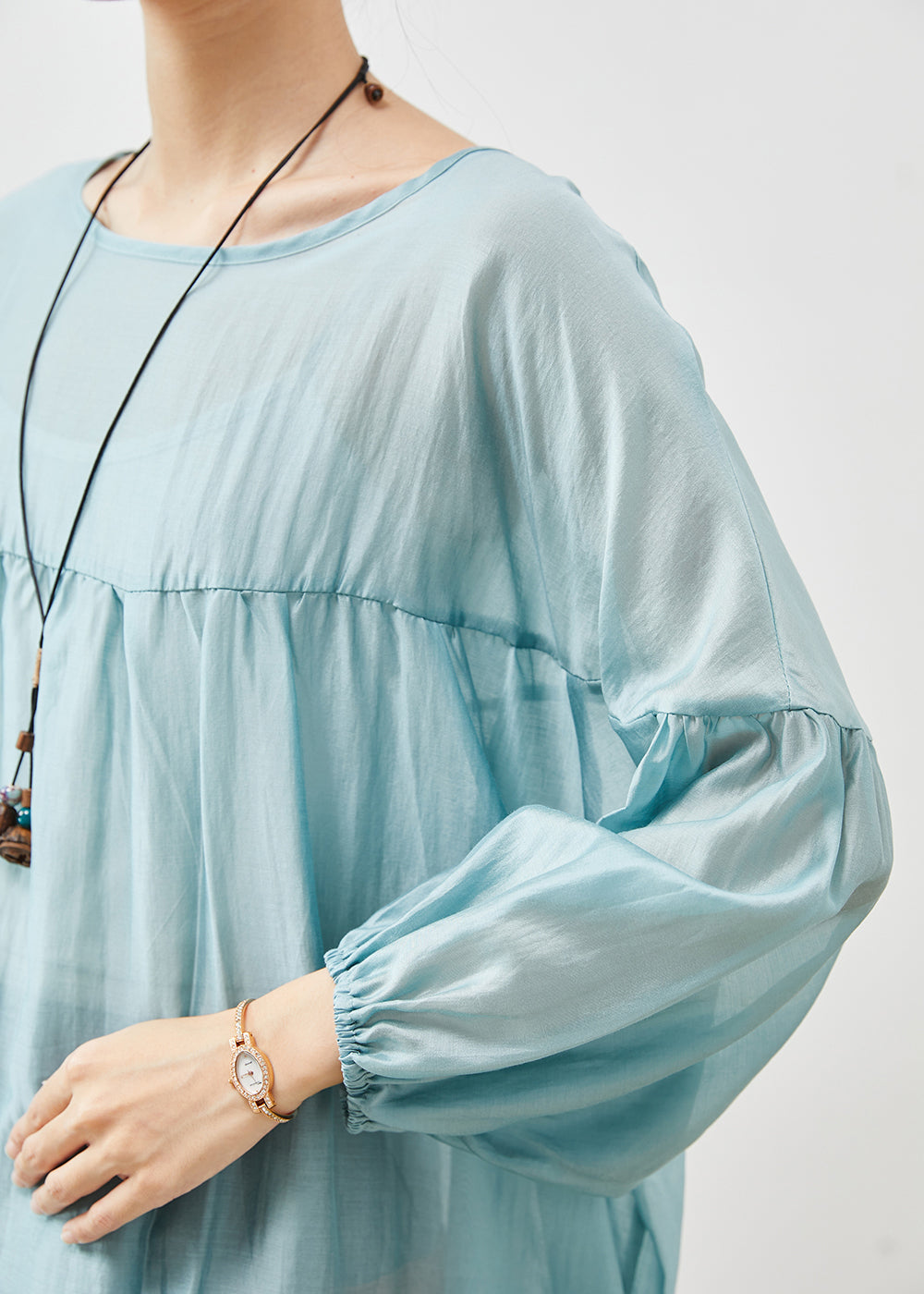 Polished Blouse with an Effortless Classic Look