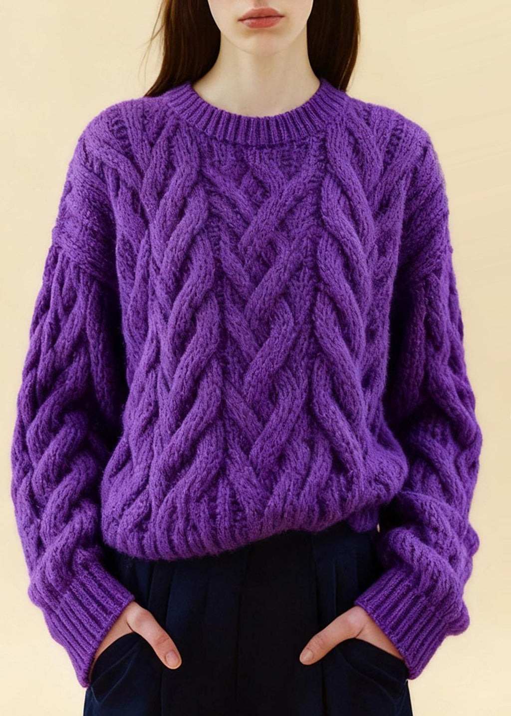 Well Tailored Sweater with a Graceful Silhouette