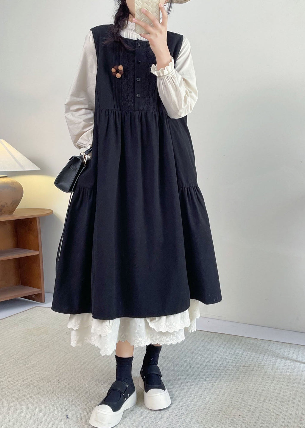 Well Tailored Dress with a Graceful Silhouette