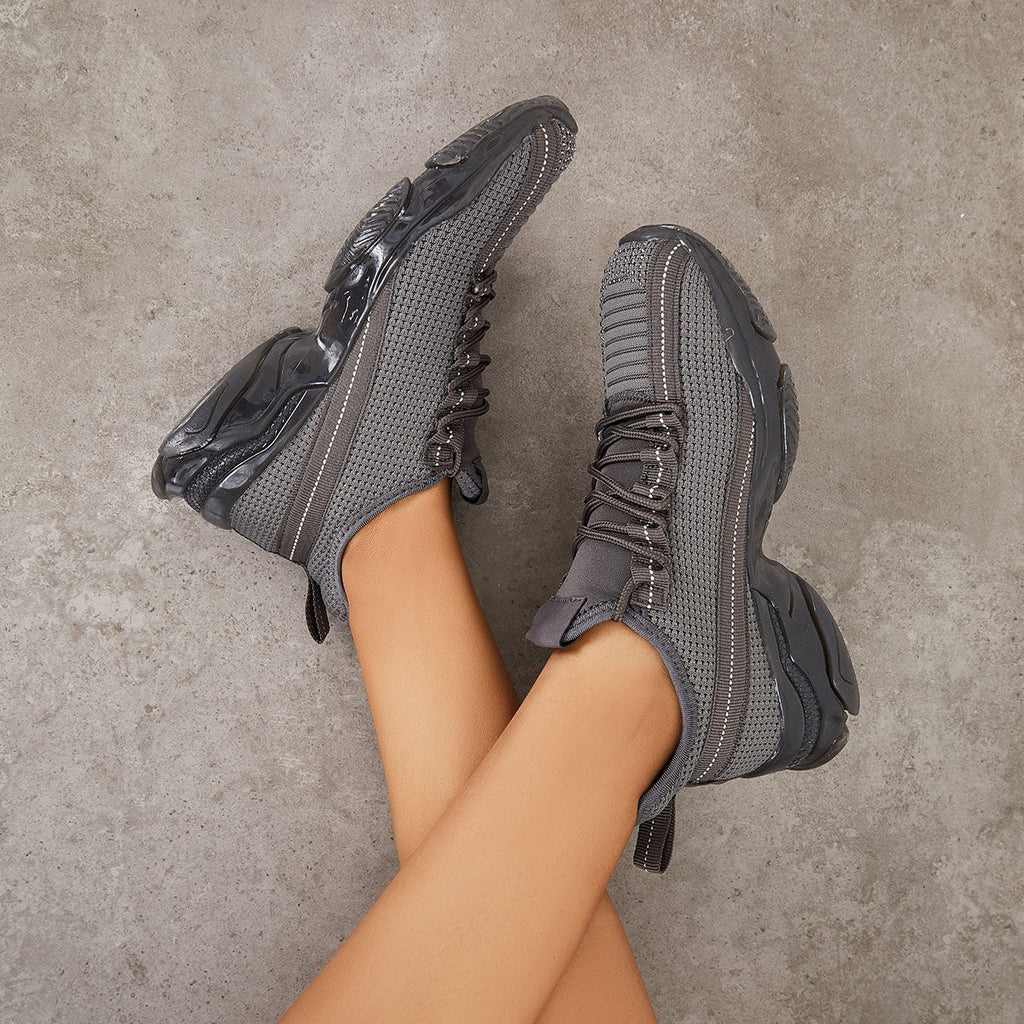 Classic Orthopedic Sneakers with Timeless Style