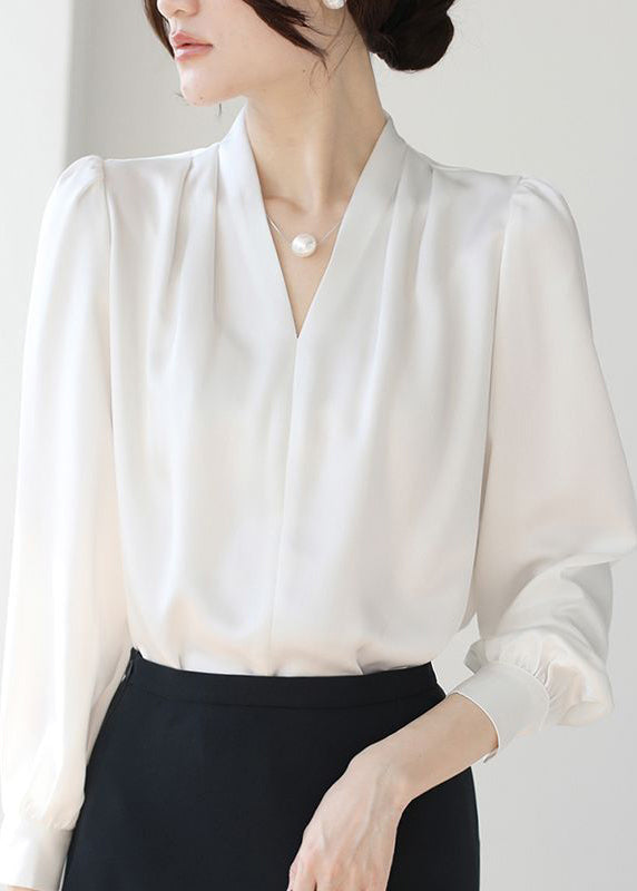 Well Tailored Shirt with a Graceful Silhouette
