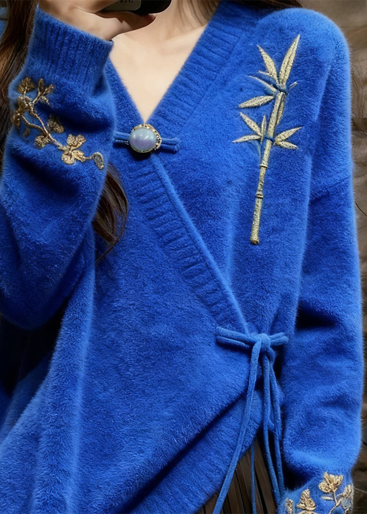 Gracefully Styled Sweater for Any Occasion