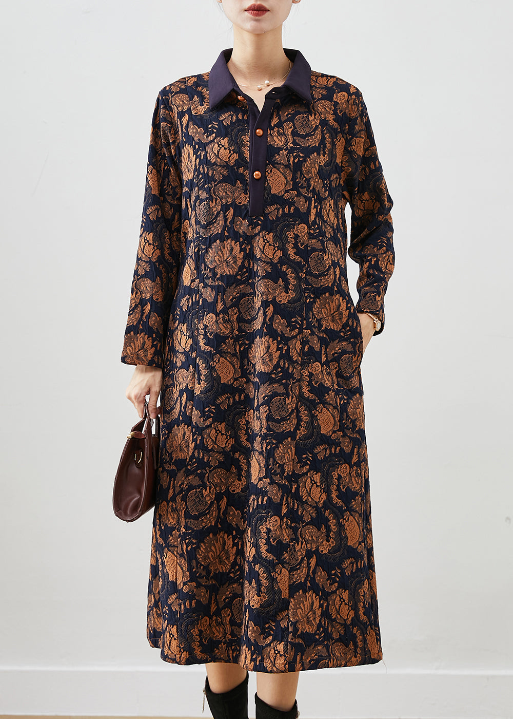 Gracefully Styled Dress for Any Occasion