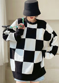 Well Tailored Sweater with a Graceful Silhouette