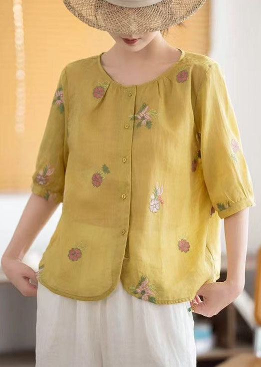 A Vintage Style Top with Delicate Timeless Details