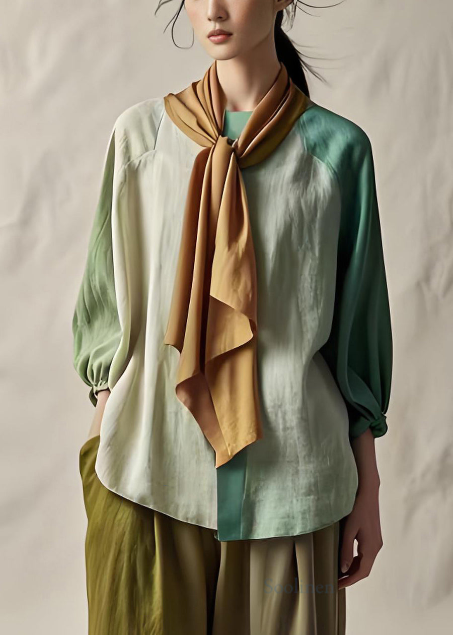 Sophisticated Blouse with a Clean Classic Look