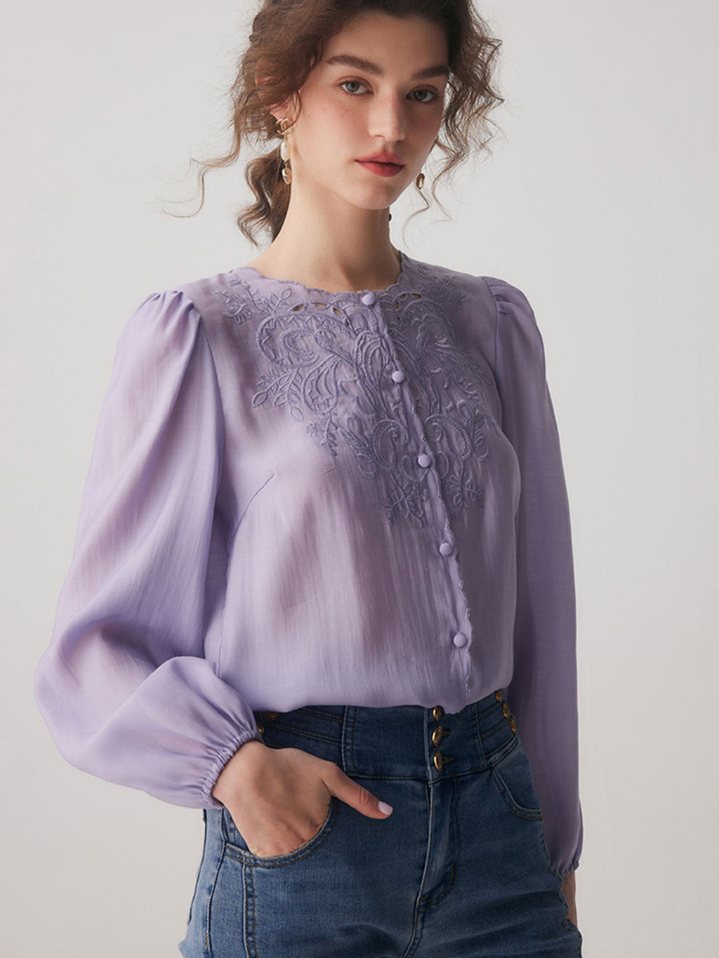 Sophisticated Shirt with a Clean Classic Look
