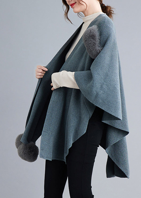 Well Tailored Coat with a Graceful Silhouette