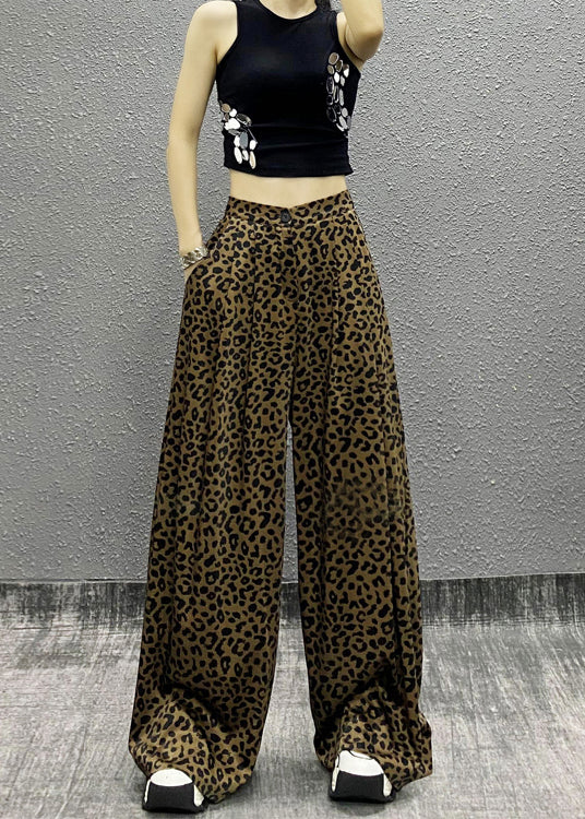 A Vintage Style Pants with Delicate Timeless Details