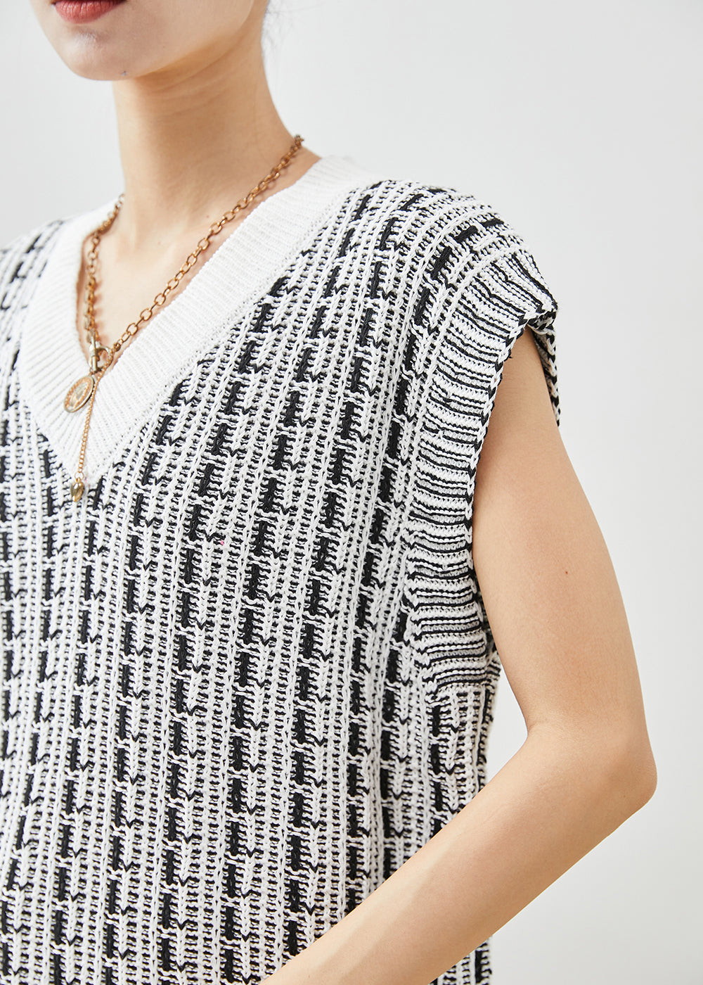 Beautifully Finished Garment in a Timeless Design