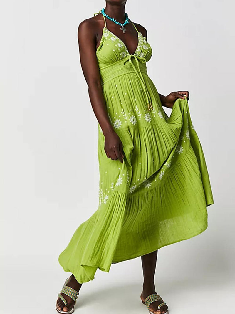 Effortlessly Elegant Dress with a Timeless Design