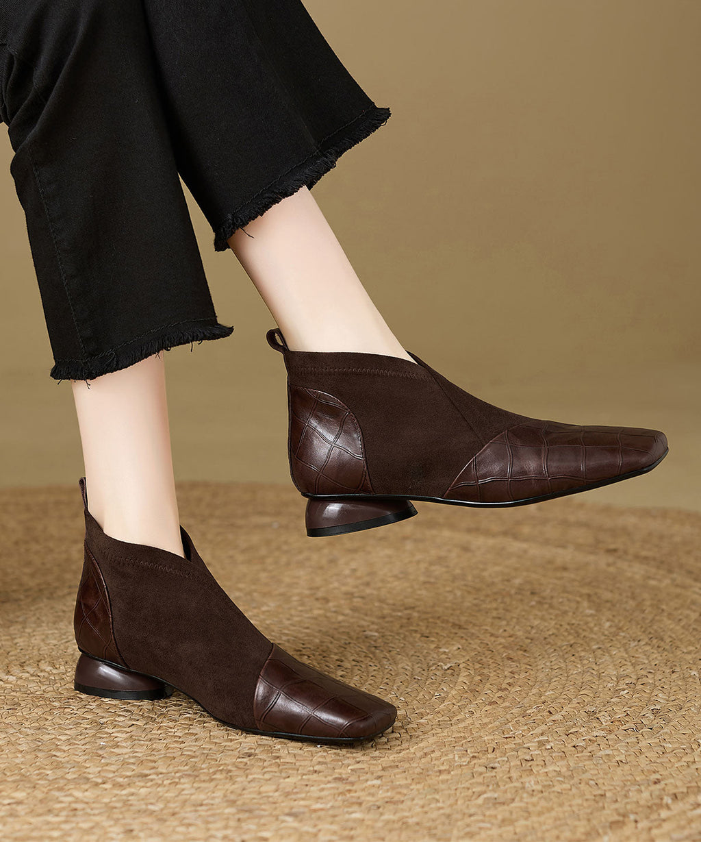 Graceful Orthopedic Boots for Modern Look