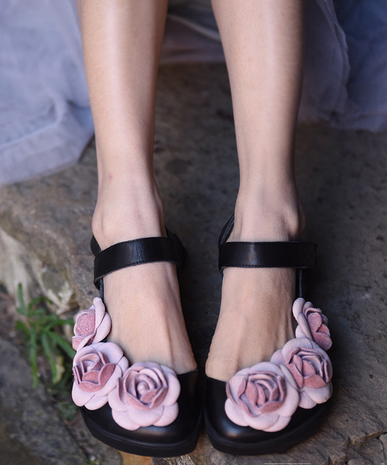 Graceful Orthopedic Sandals for Modern Look