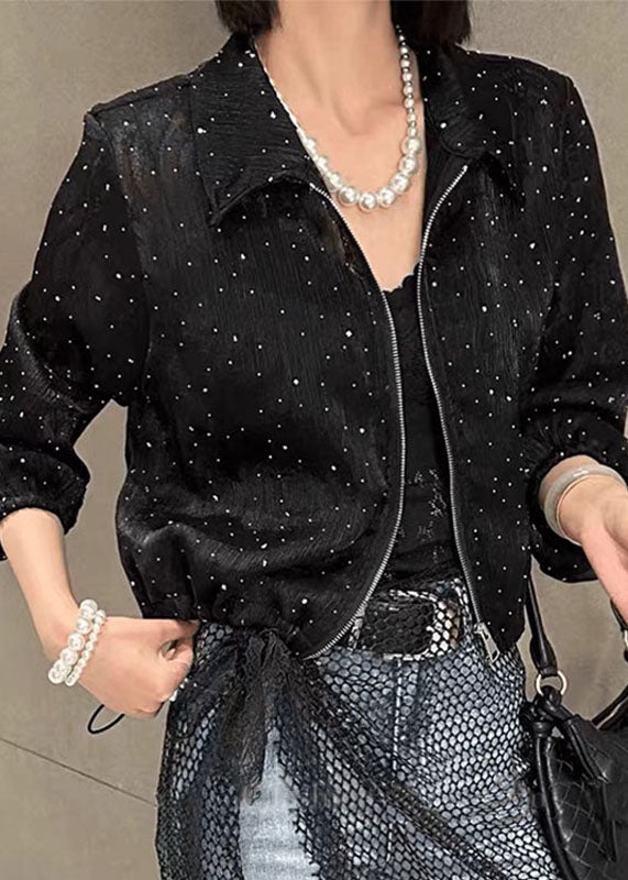 Effortlessly Elegant Coat with a Timeless Design
