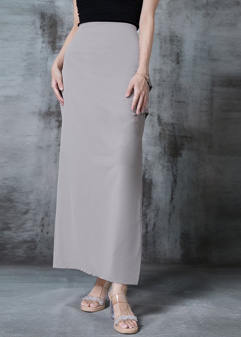 Beautifully Finished Garment in a Timeless Design