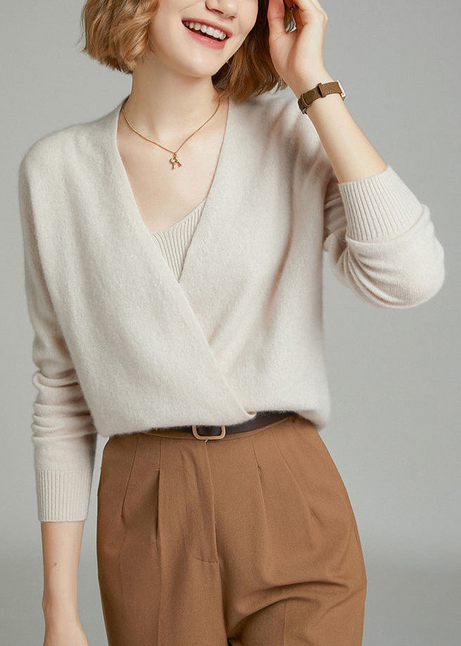 Beautifully Finished Cardigan in a Timeless Design