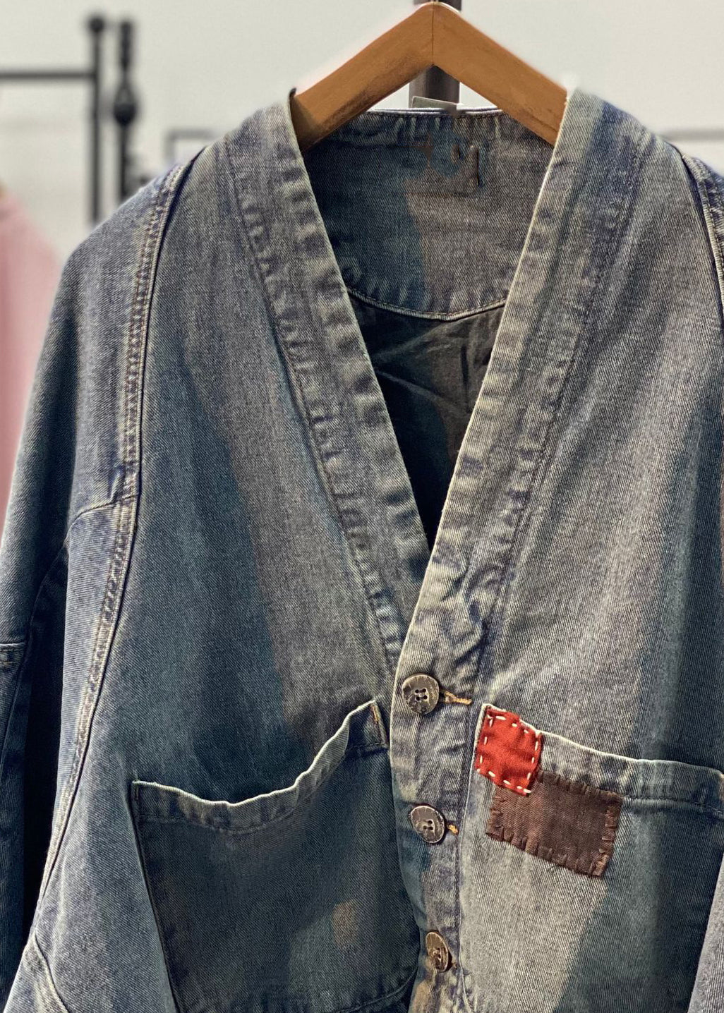 Beautifully Finished Coat in a Timeless Design