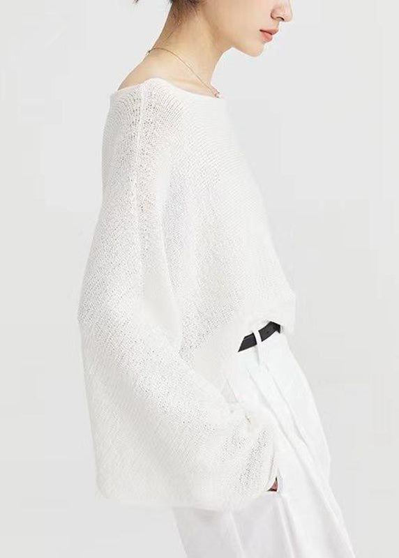 Effortlessly Elegant Top with a Timeless Design