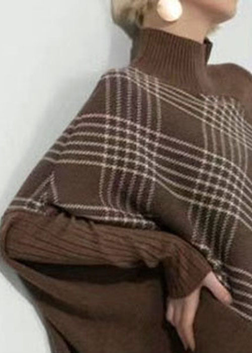 Gracefully Styled Top for Any Occasion