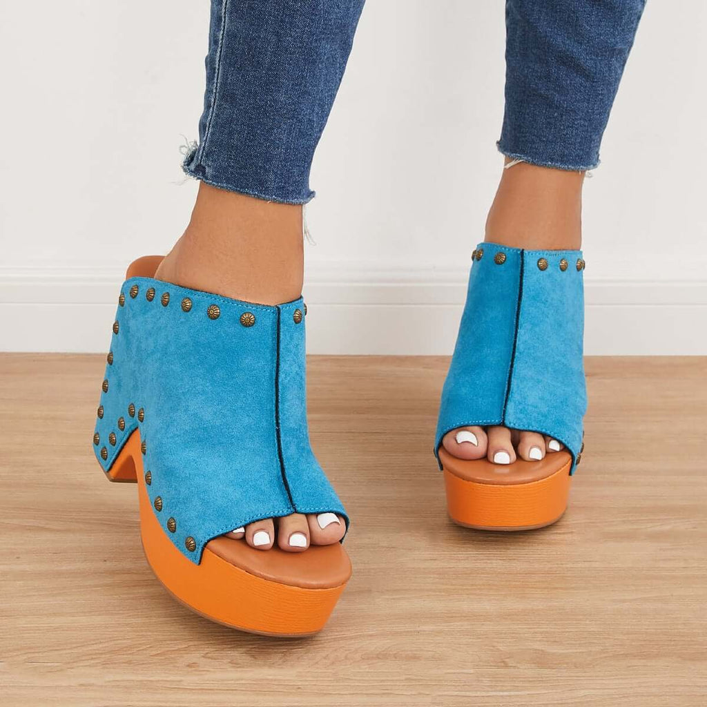 Chic Orthopedic Sandals with Unique Design