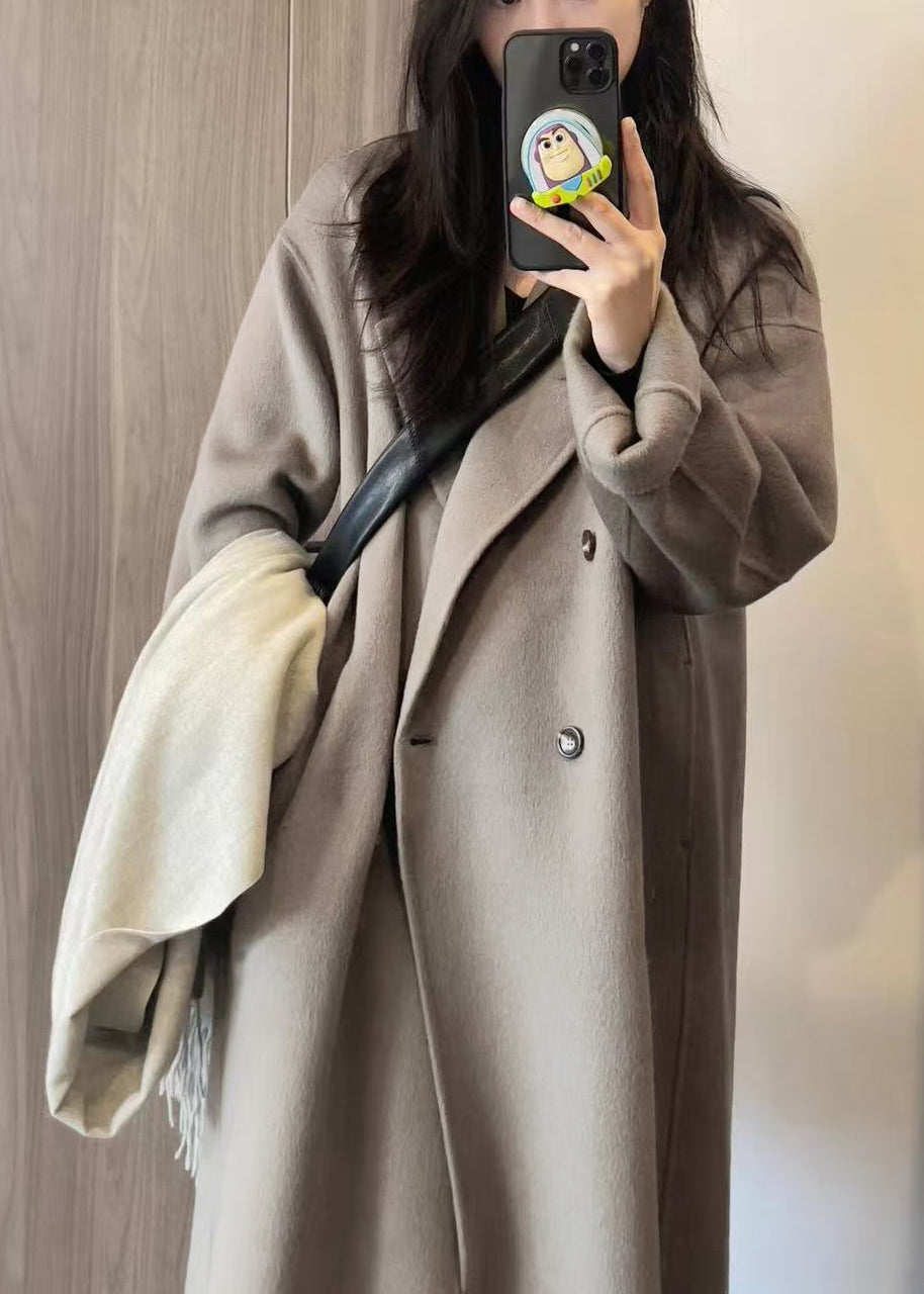 Classic Vintage & Enduringly Stylish Coat