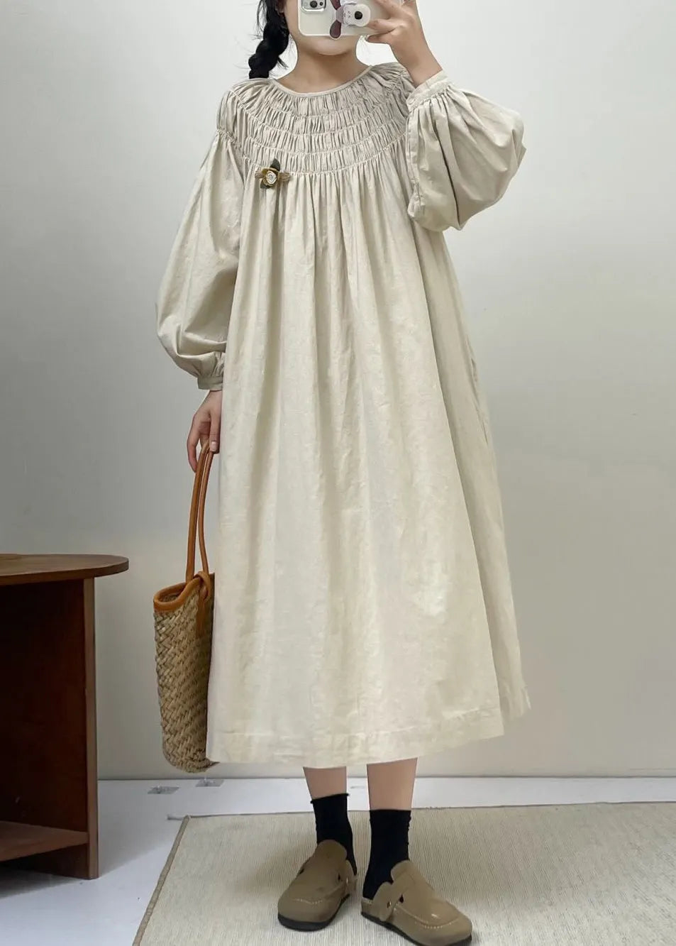 Well Tailored Dress with a Graceful Silhouette