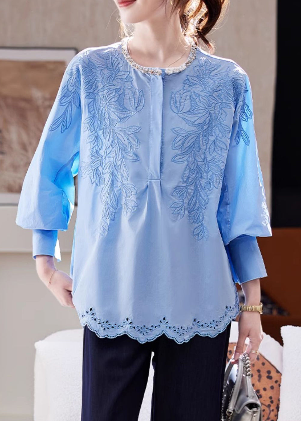 Beautifully Finished Top in a Timeless Design