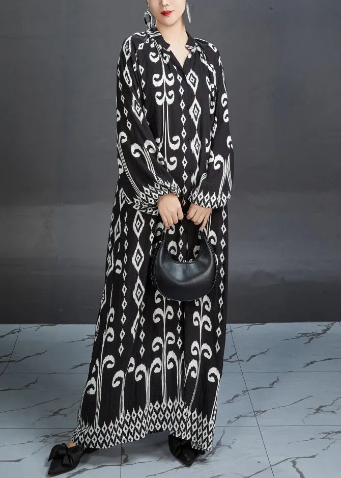 Beautifully Crafted Blouse in a Classic Style