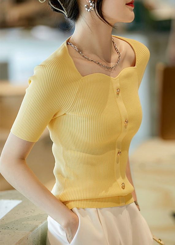 A Vintage Style Top with Delicate Timeless Details