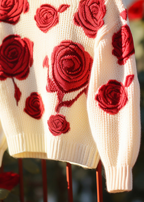 Well Tailored Sweater with a Graceful Silhouette