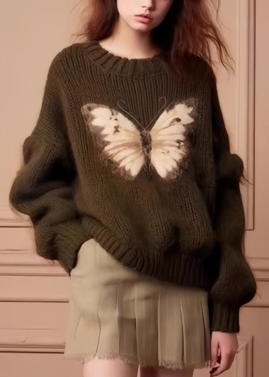 Beautifully Finished Sweater in a Timeless Design