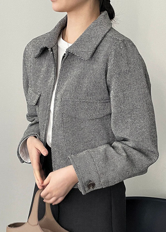 Gracefully Styled Coat for Any Occasion