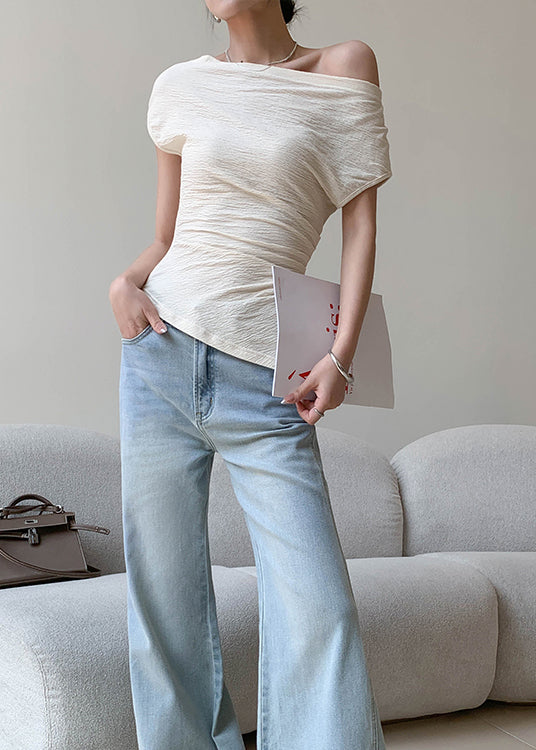 Effortlessly Elegant Shirt with a Timeless Design