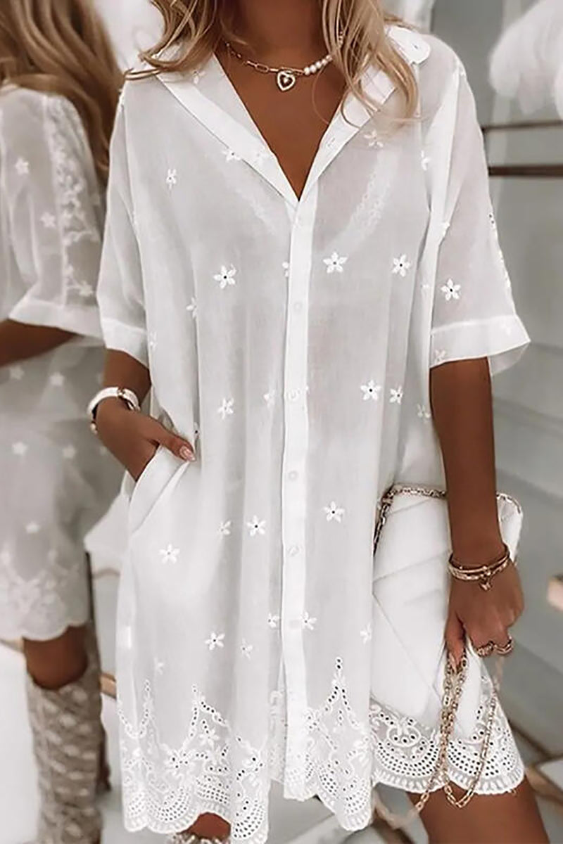 Classic Vintage Dress with a Flattering Fit