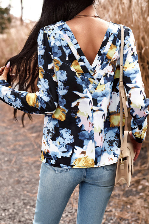 Polished Top with an Effortless Classic Look