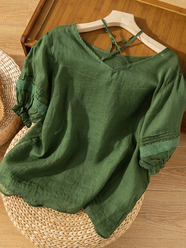 Sophisticated Blouse with a Clean Classic Look