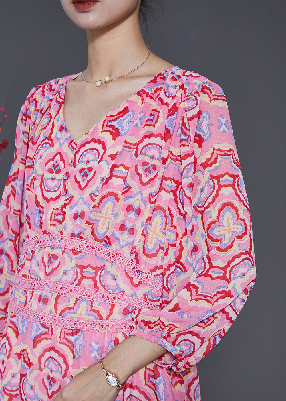 Beautifully Crafted Dress in a Classic Style