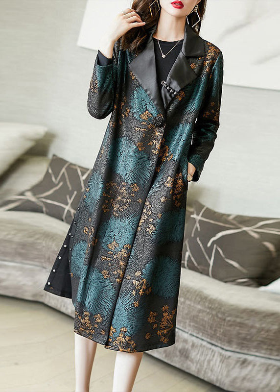 Classic Vintage Coat with a Flattering Fit