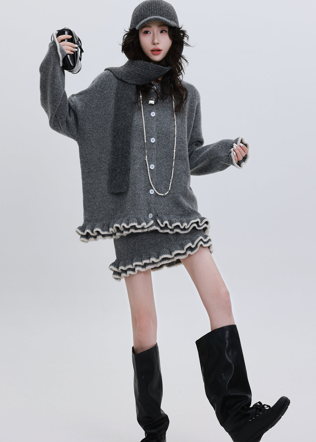 Elegantly Styled Cardigan for Everyday Wear