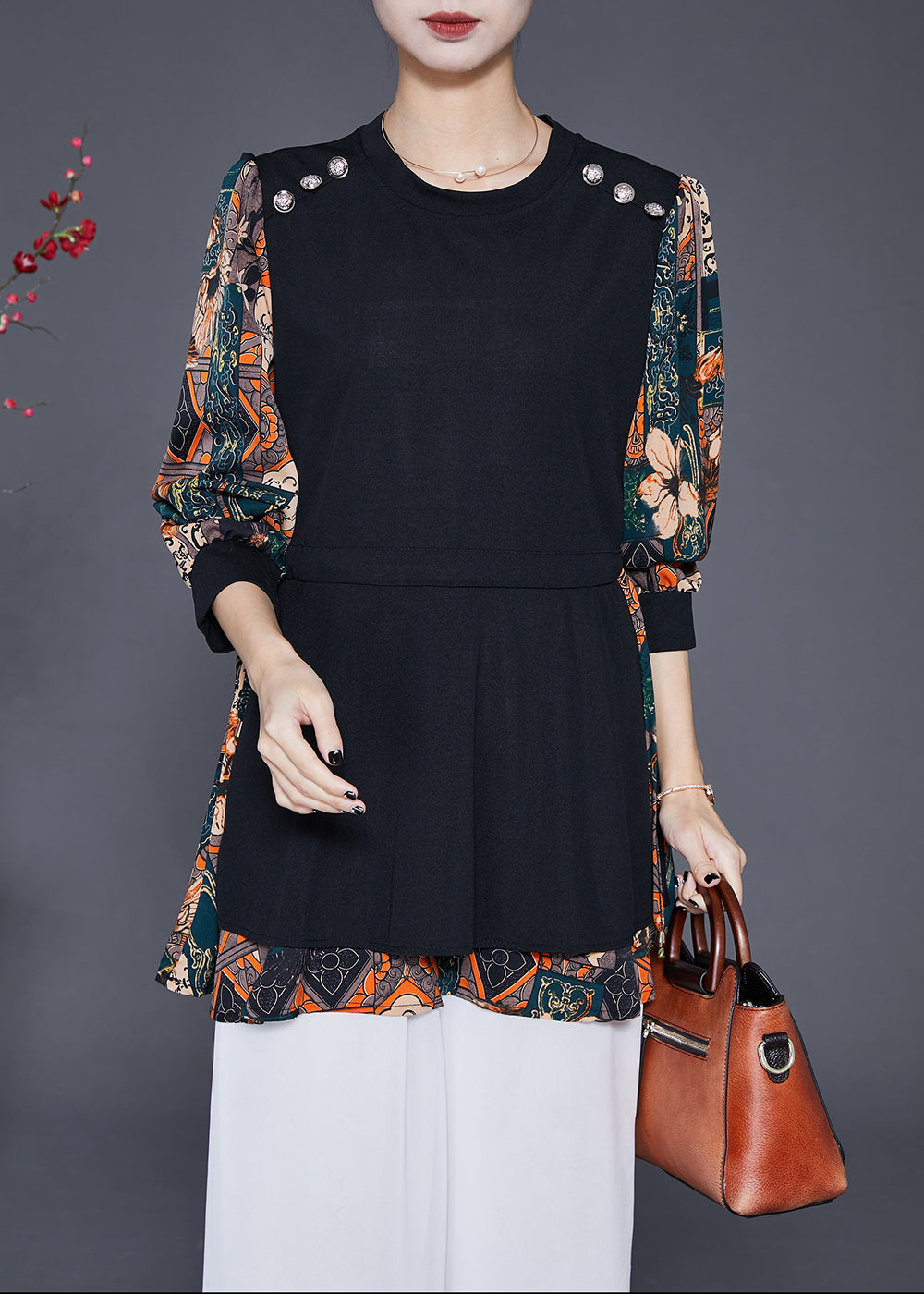 Effortlessly Elegant Shirt with a Timeless Design