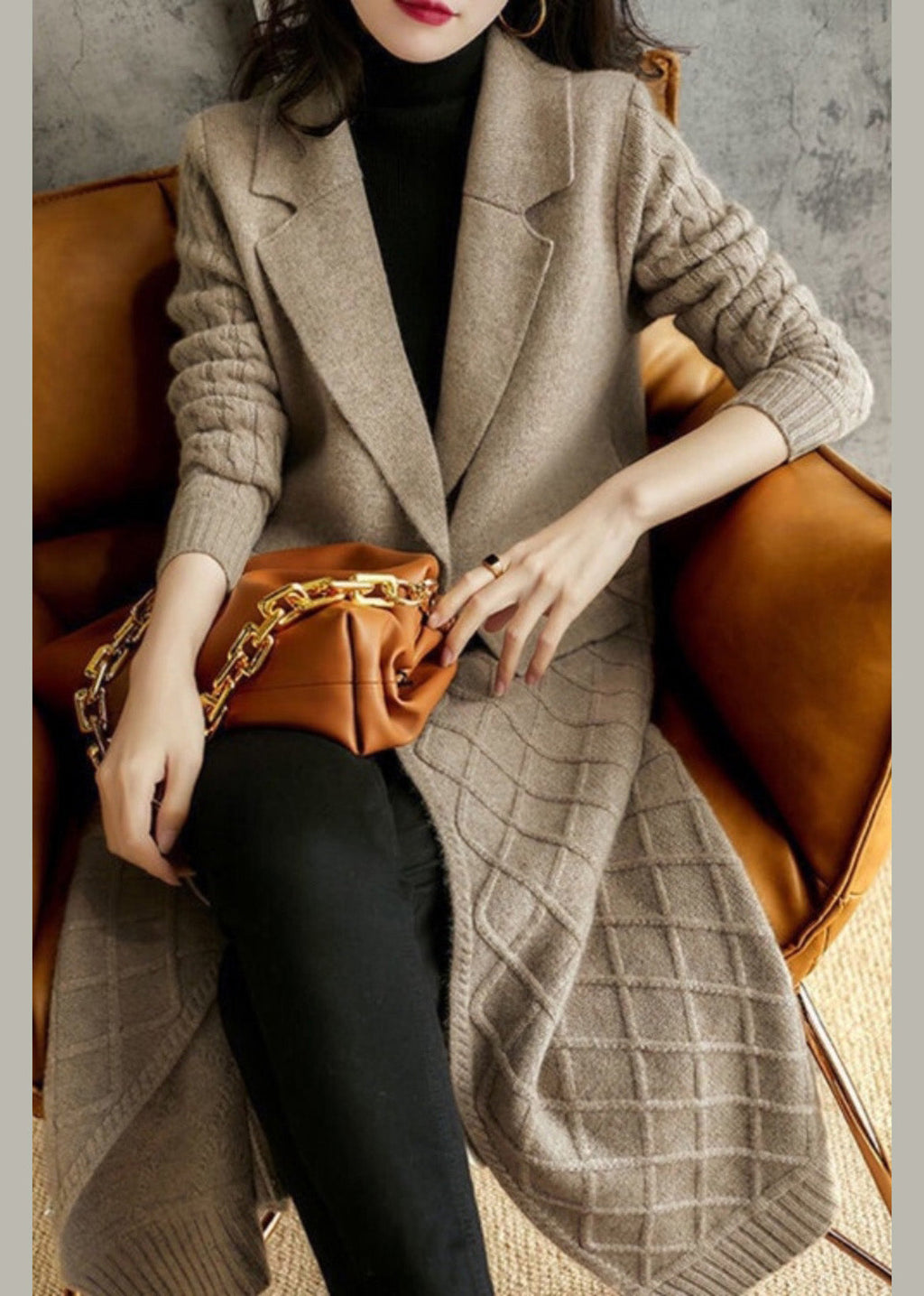 Effortlessly Elegant Coat with a Timeless Design