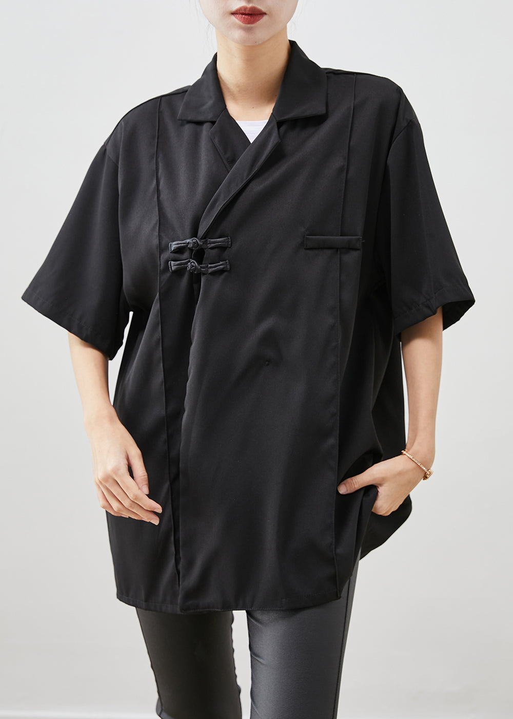 Elegantly Styled Shirt for Everyday Wear
