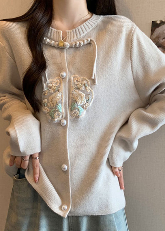 Classic Vintage Coat with a Flattering Fit