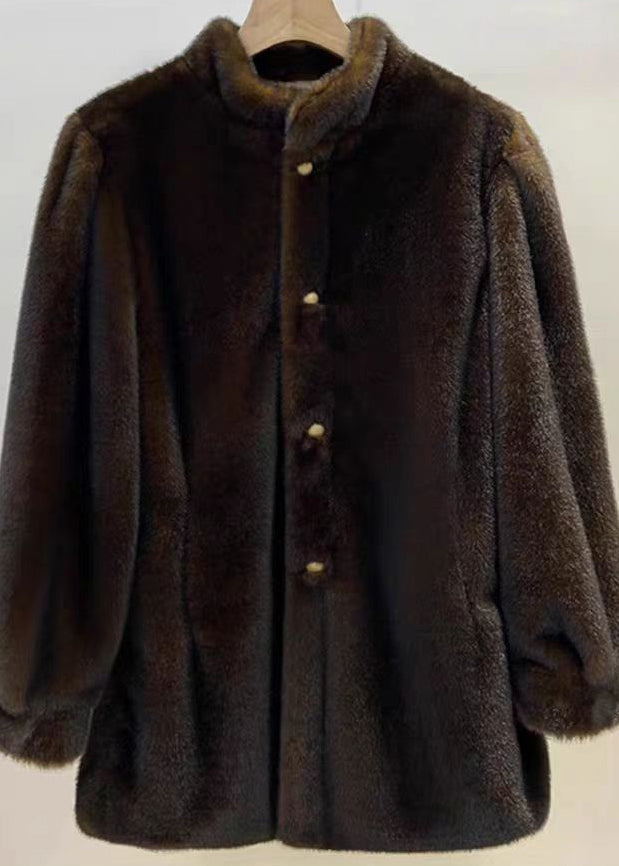 Polished Coat with an Effortless Classic Look