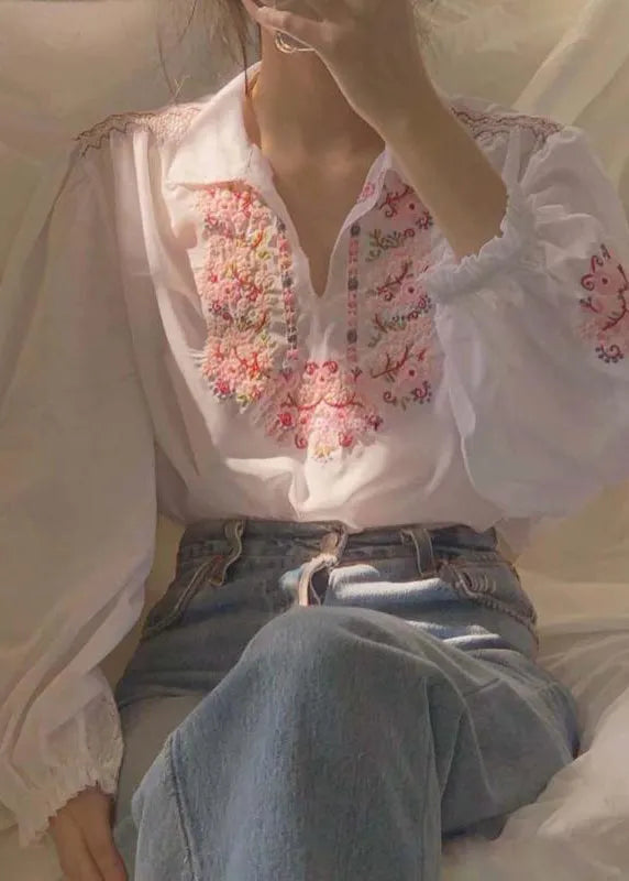 Well Tailored Shirt with a Graceful Silhouette